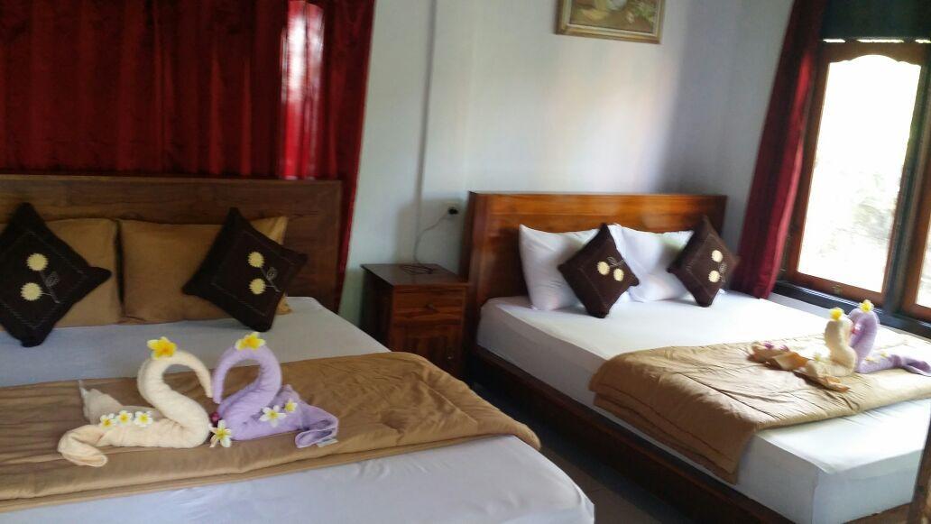 Kuwera Homestay Batununggul Exterior photo